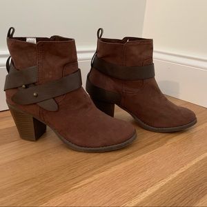 Size 8, Brown, Suede Ankle Booties, Old Navy